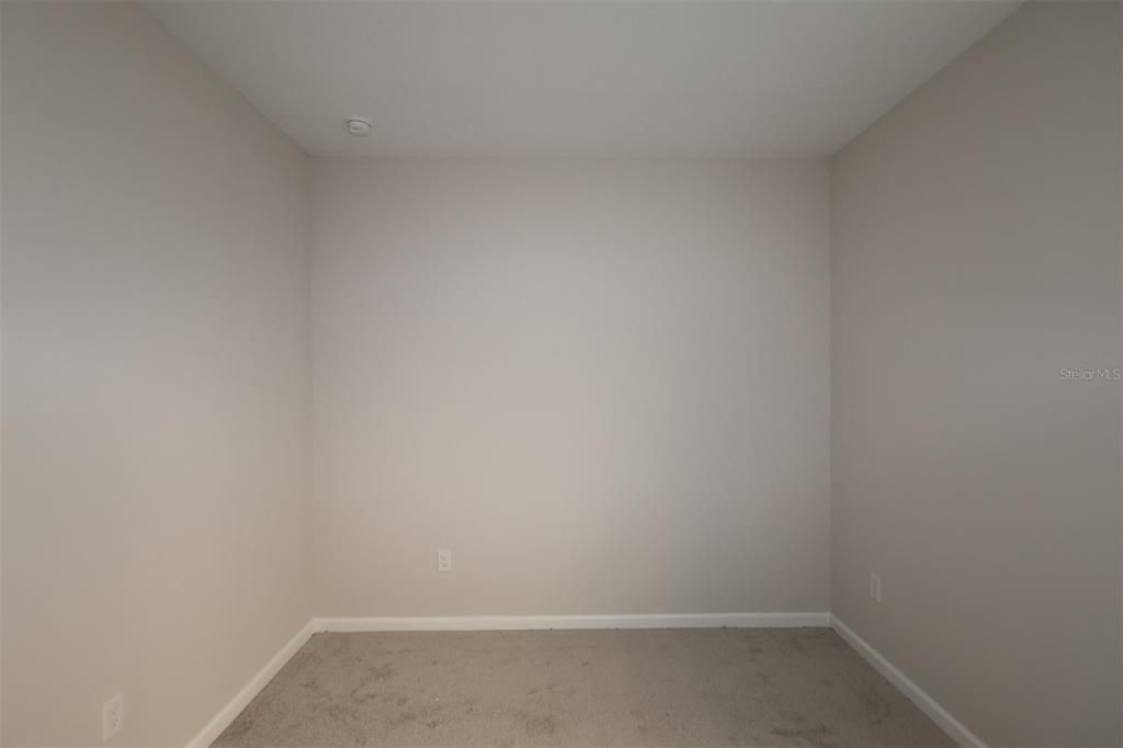 En Venta: $439,990 (4 camas, 3 baños, 2510 Pies cuadrados)