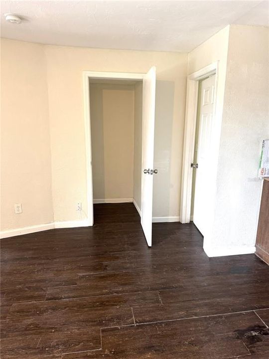 For Rent: $1,500 (3 beds, 2 baths, 900 Square Feet)