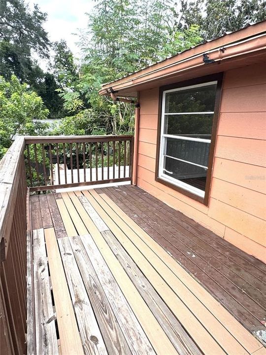 For Rent: $1,500 (3 beds, 2 baths, 900 Square Feet)
