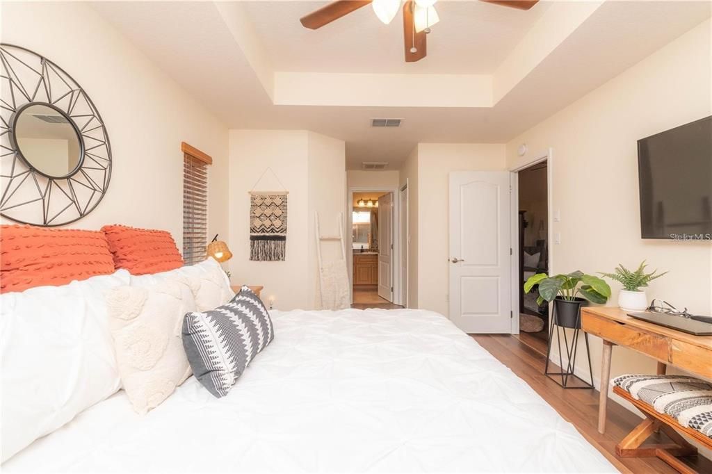 For Rent: $2,350 (3 beds, 2 baths, 1648 Square Feet)
