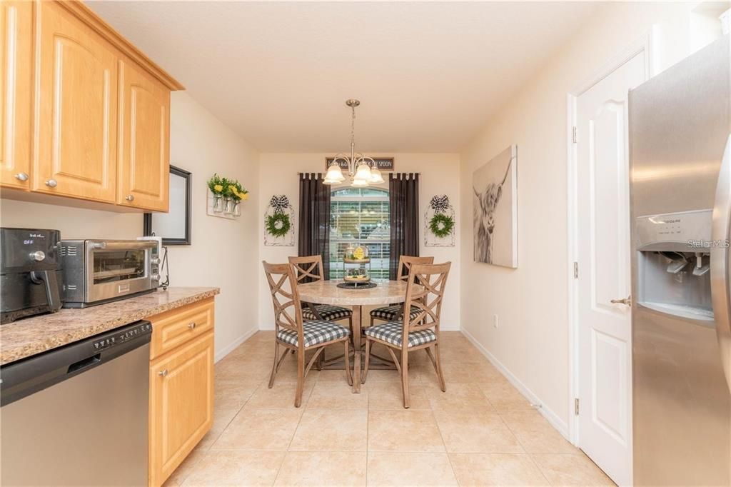 For Rent: $2,350 (3 beds, 2 baths, 1648 Square Feet)