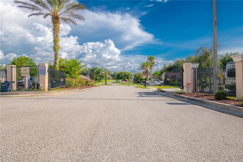 For Rent: $2,350 (3 beds, 2 baths, 1648 Square Feet)