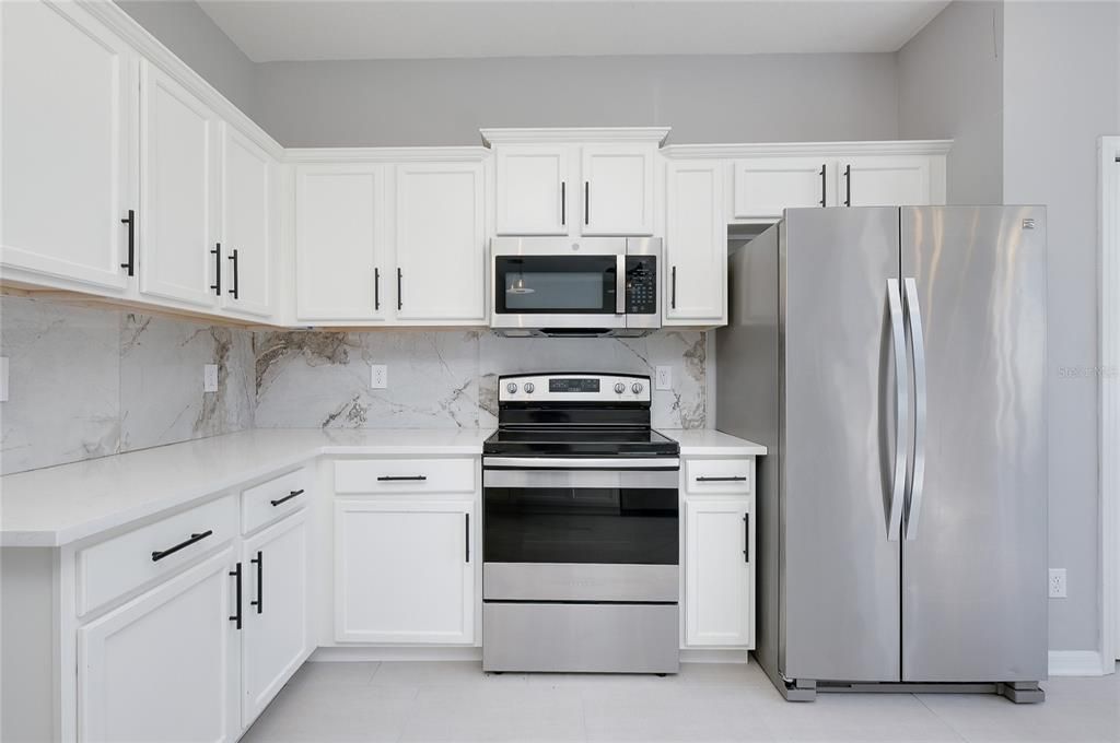 En Venta: $435,000 (4 camas, 2 baños, 2012 Pies cuadrados)