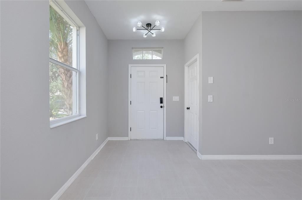 En Venta: $435,000 (4 camas, 2 baños, 2012 Pies cuadrados)