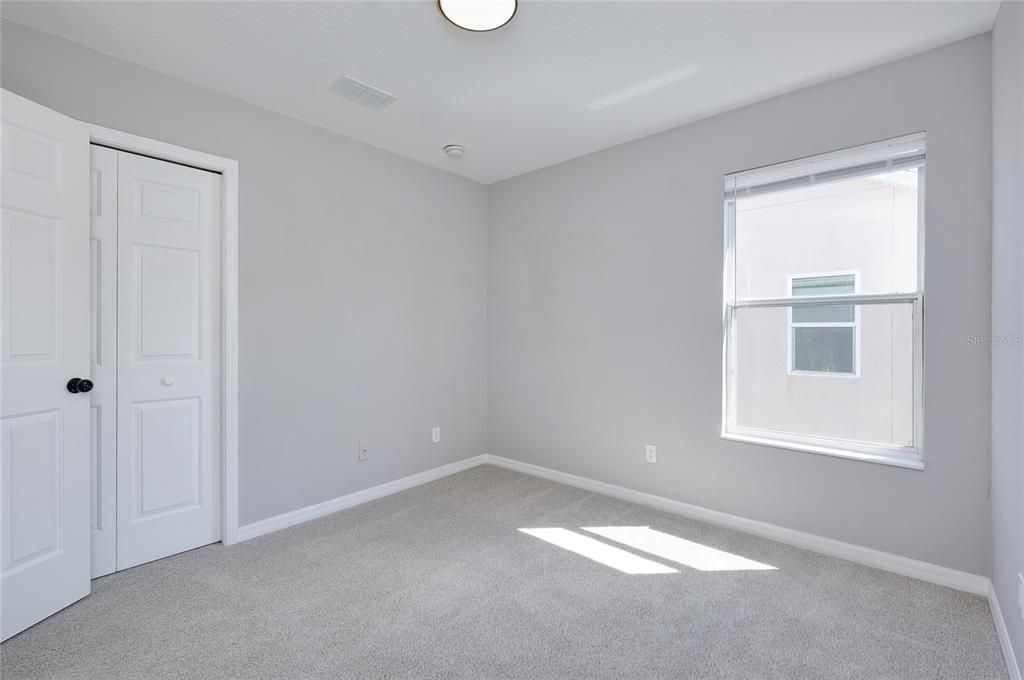 En Venta: $435,000 (4 camas, 2 baños, 2012 Pies cuadrados)