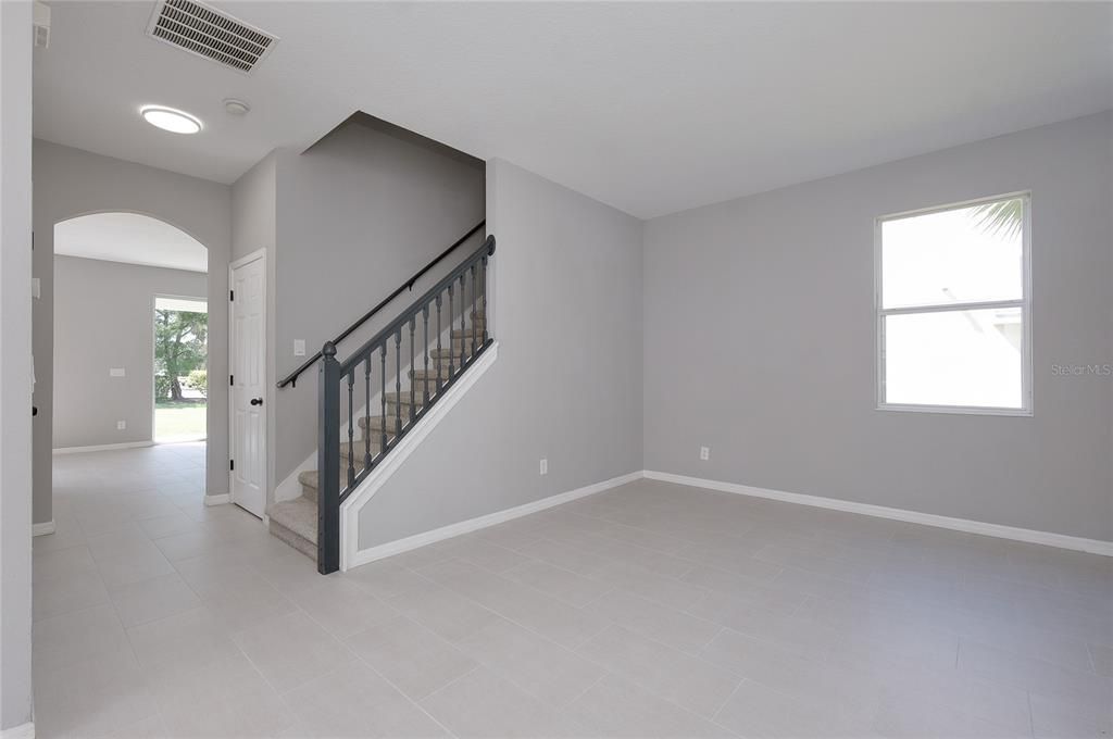En Venta: $435,000 (4 camas, 2 baños, 2012 Pies cuadrados)