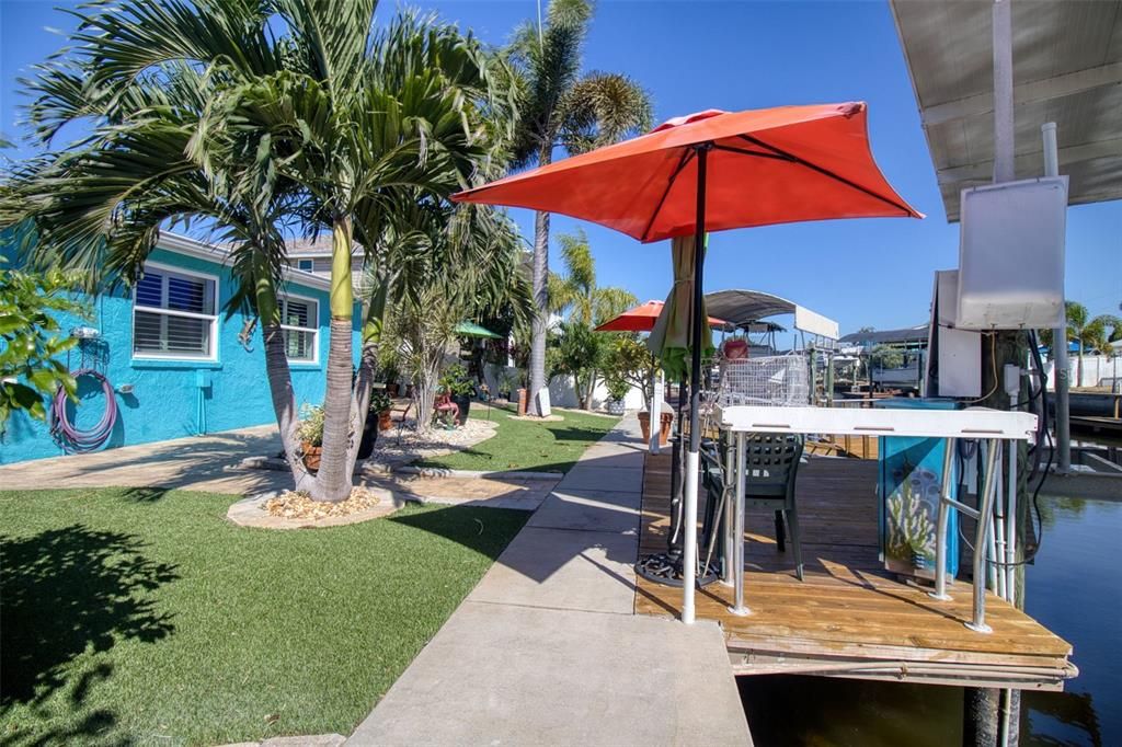 En Venta: $399,000 (3 camas, 2 baños, 1471 Pies cuadrados)