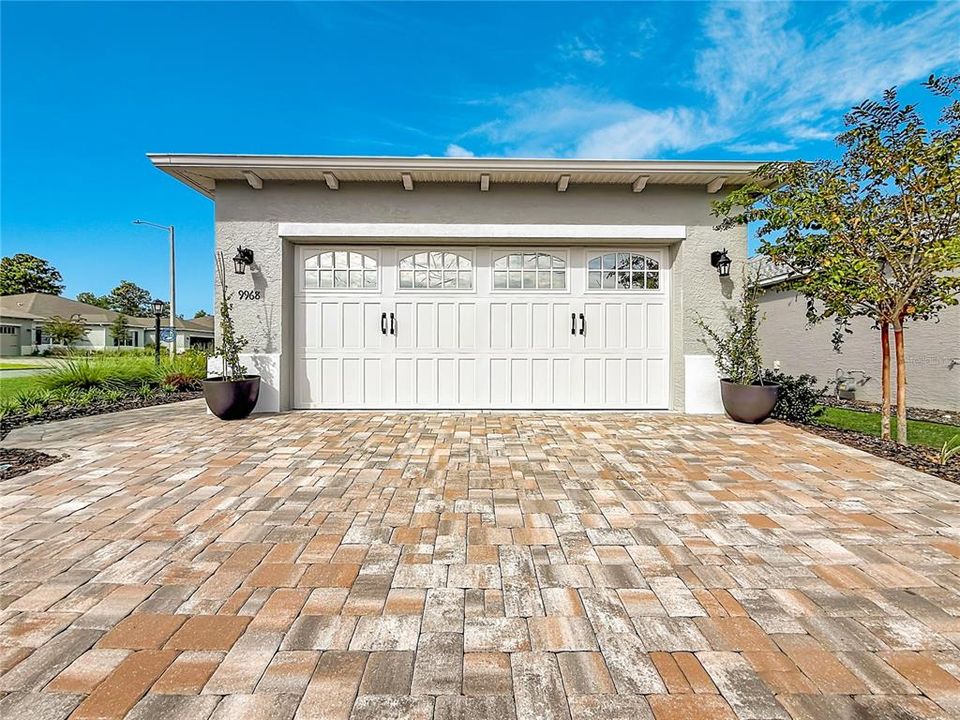 For Sale: $309,900 (2 beds, 2 baths, 1469 Square Feet)
