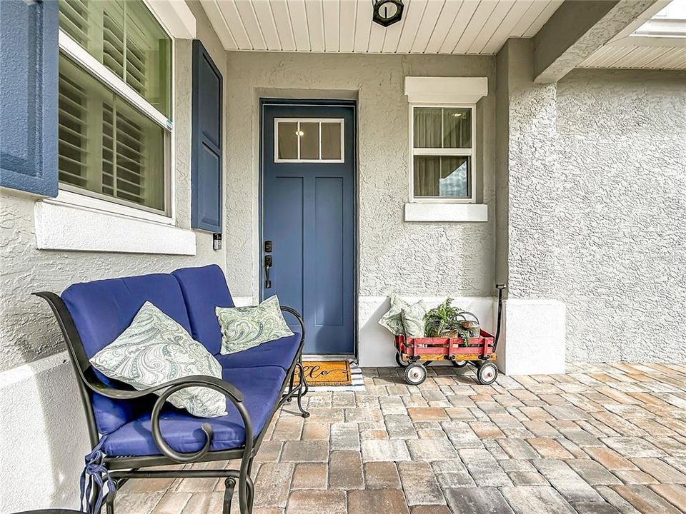 For Sale: $309,900 (2 beds, 2 baths, 1469 Square Feet)