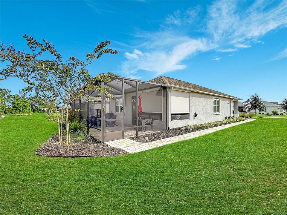 For Sale: $309,900 (2 beds, 2 baths, 1469 Square Feet)