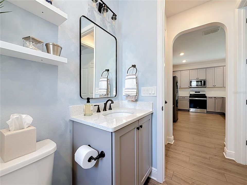 For Sale: $309,900 (2 beds, 2 baths, 1469 Square Feet)