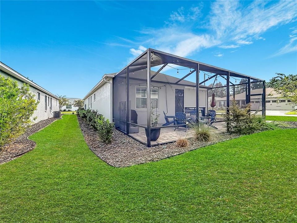 For Sale: $309,900 (2 beds, 2 baths, 1469 Square Feet)