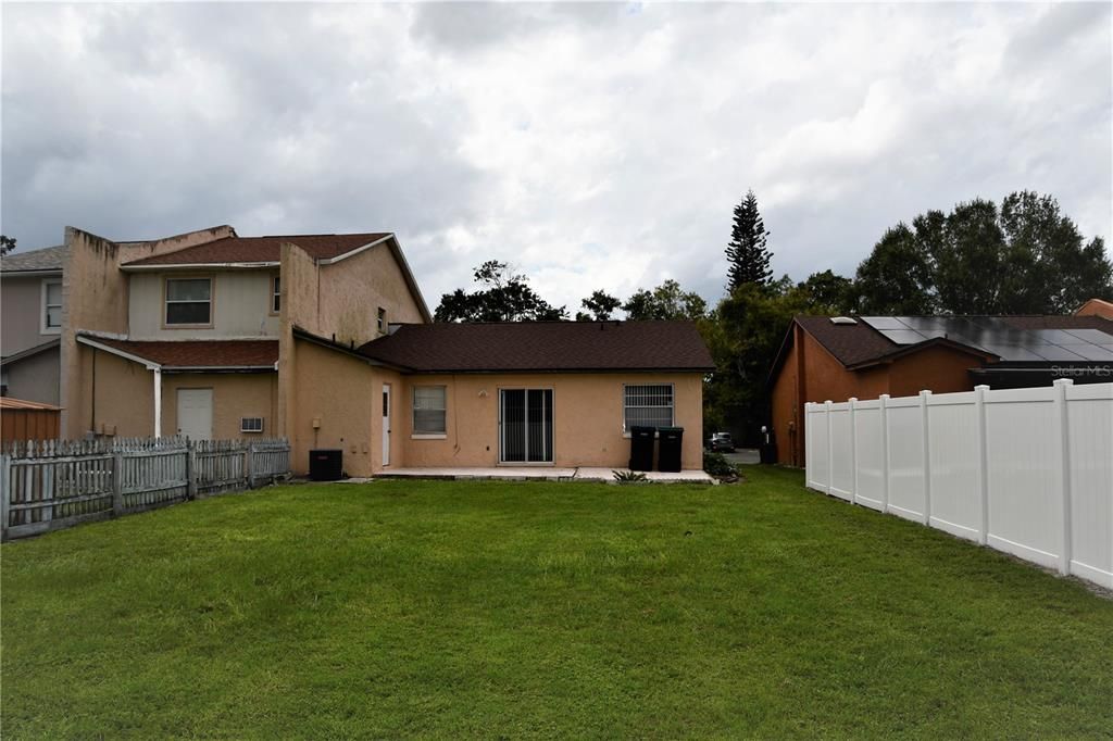 For Rent: $1,950 (3 beds, 2 baths, 1132 Square Feet)
