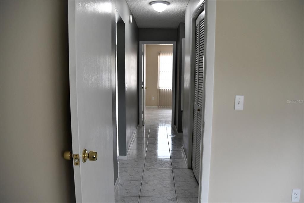 For Rent: $1,950 (3 beds, 2 baths, 1132 Square Feet)