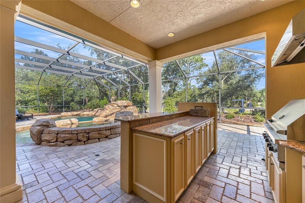 For Sale: $750,000 (4 beds, 3 baths, 2961 Square Feet)
