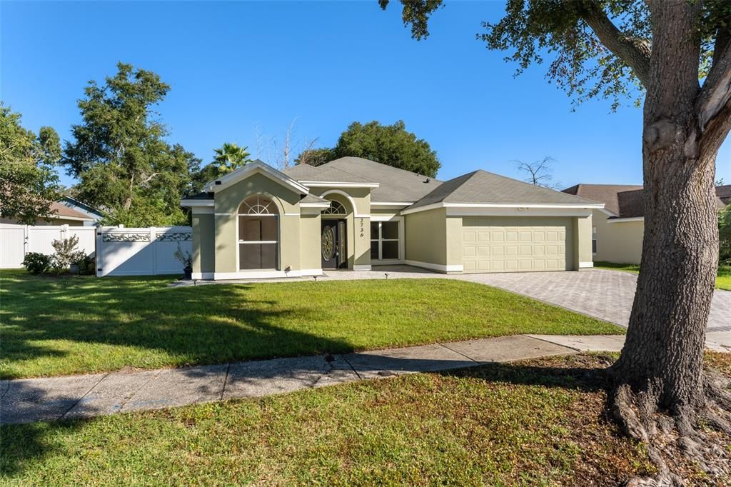 For Sale: $449,000 (4 beds, 2 baths, 1992 Square Feet)