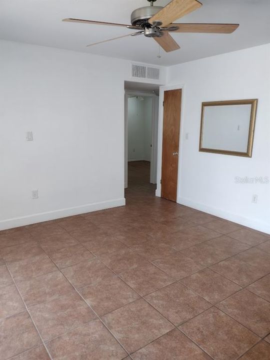 En Venta: $225,000 (2 camas, 1 baños, 850 Pies cuadrados)