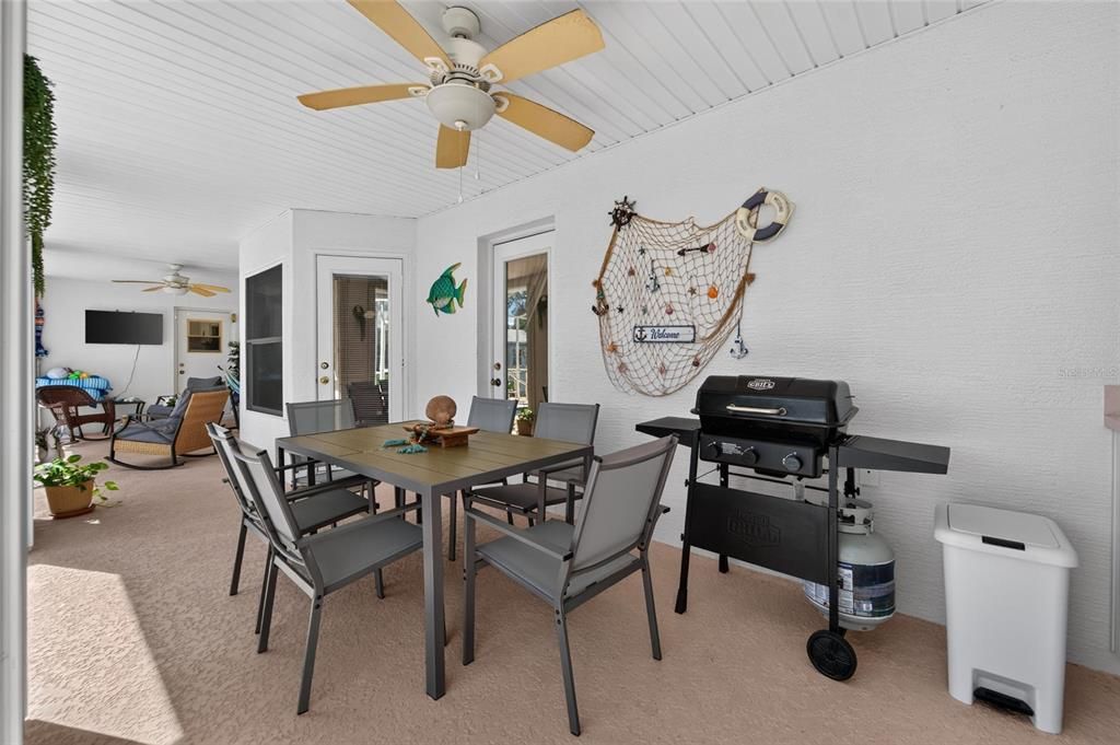 For Sale: $345,000 (3 beds, 2 baths, 1453 Square Feet)
