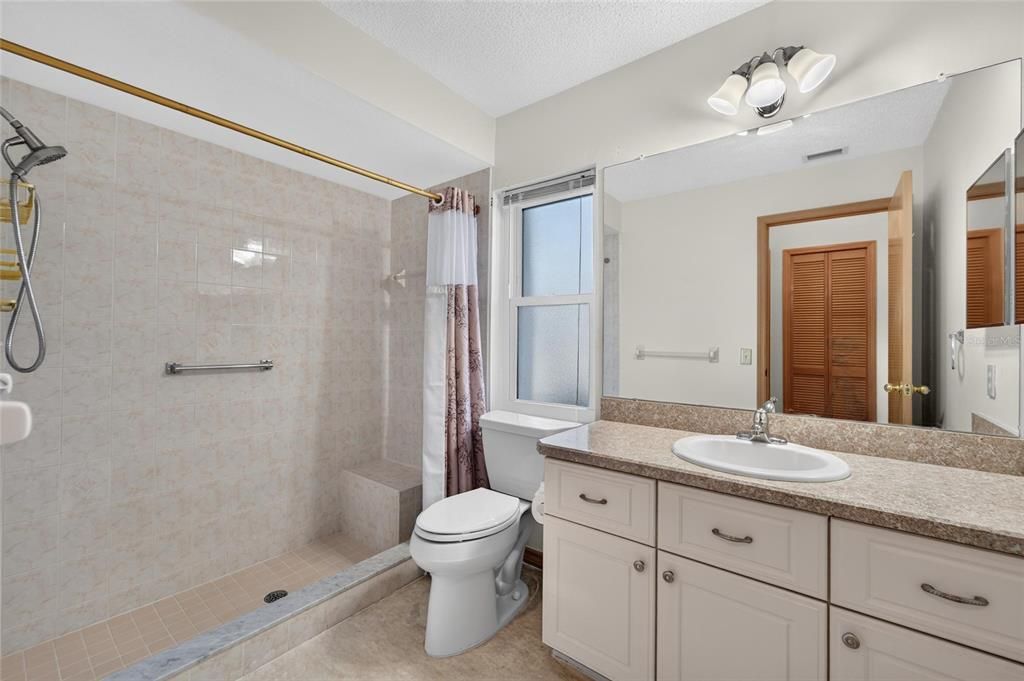 For Sale: $345,000 (3 beds, 2 baths, 1453 Square Feet)