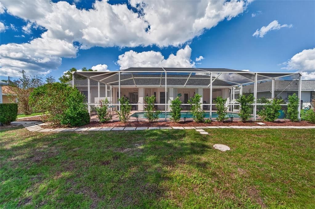 For Sale: $345,000 (3 beds, 2 baths, 1453 Square Feet)