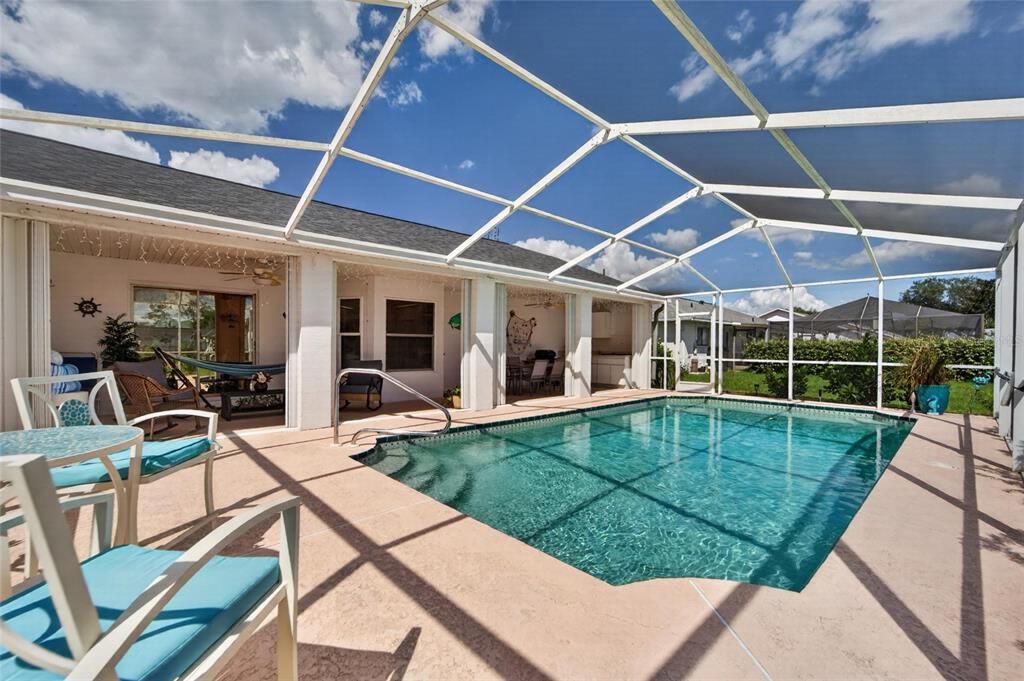 For Sale: $345,000 (3 beds, 2 baths, 1453 Square Feet)