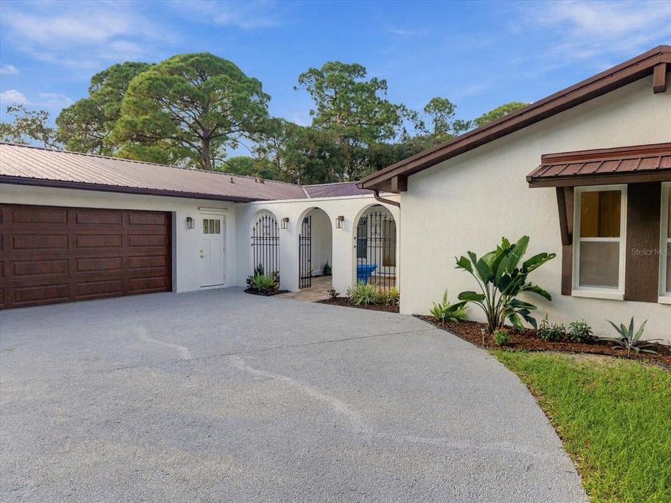 En Venta: $1,149,000 (3 camas, 2 baños, 2326 Pies cuadrados)
