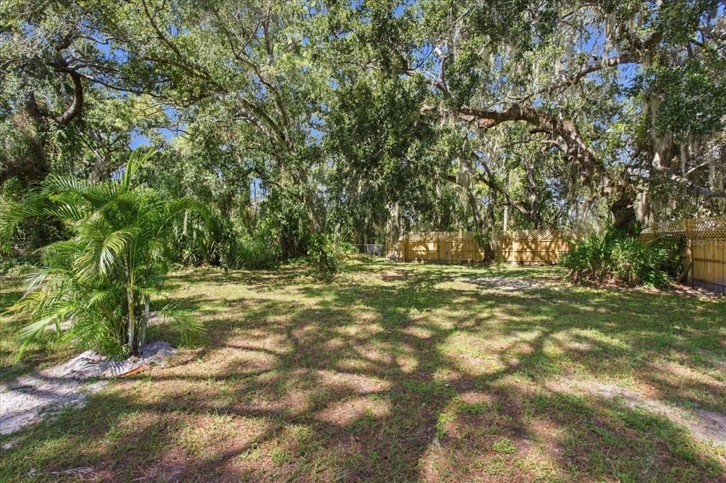 En Venta: $1,149,000 (3 camas, 2 baños, 2326 Pies cuadrados)