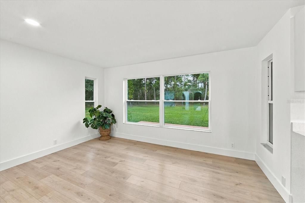 En Venta: $1,149,000 (3 camas, 2 baños, 2326 Pies cuadrados)