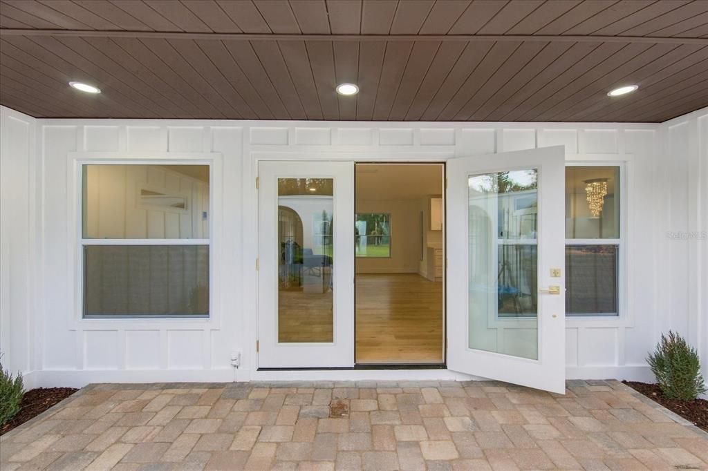 En Venta: $1,149,000 (3 camas, 2 baños, 2326 Pies cuadrados)