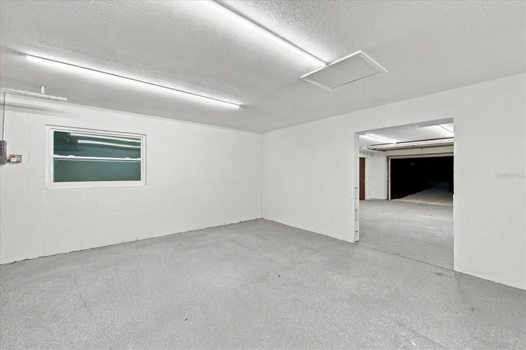 En Venta: $1,149,000 (3 camas, 2 baños, 2326 Pies cuadrados)