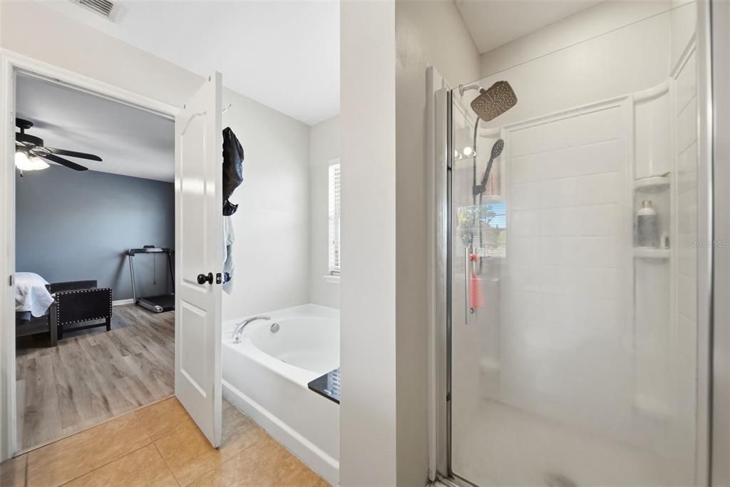 En Venta: $310,000 (3 camas, 2 baños, 1840 Pies cuadrados)