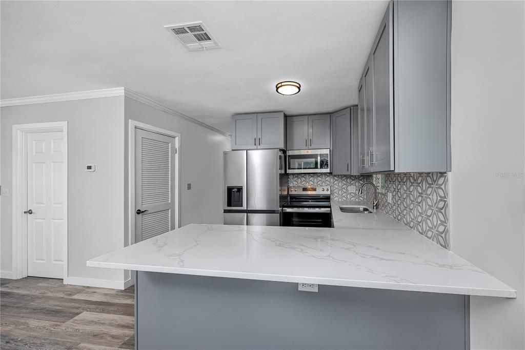 En Venta: $309,900 (2 camas, 1 baños, 892 Pies cuadrados)