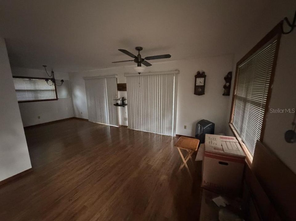 En Venta: $153,900 (2 camas, 1 baños, 864 Pies cuadrados)