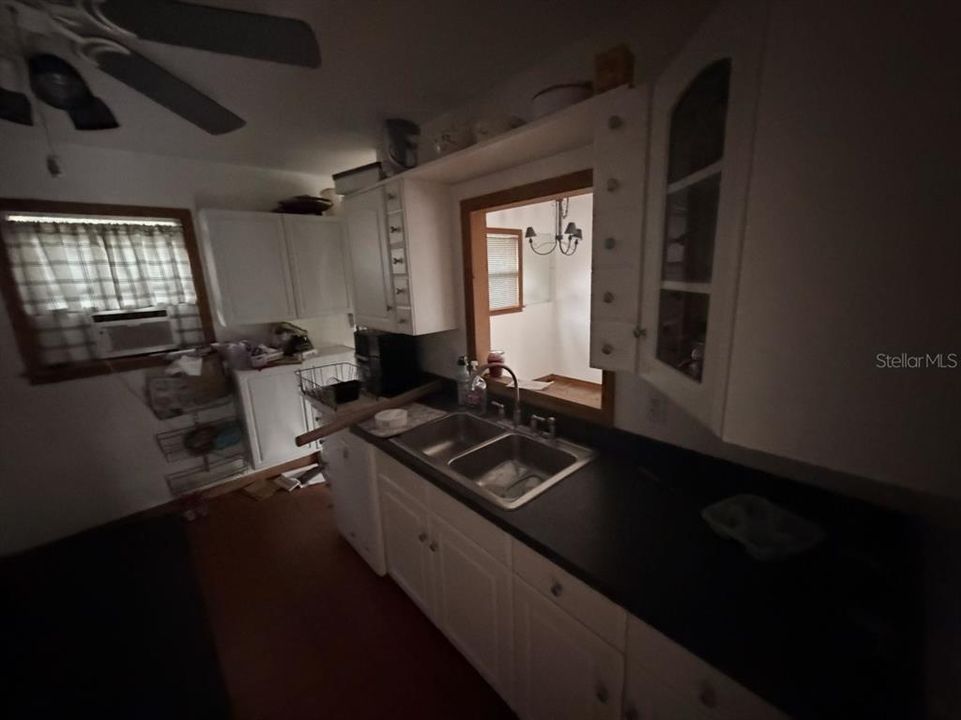 En Venta: $153,900 (2 camas, 1 baños, 864 Pies cuadrados)