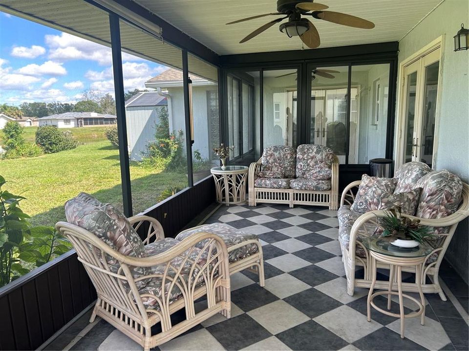For Rent: $2,100 (3 beds, 2 baths, 1621 Square Feet)