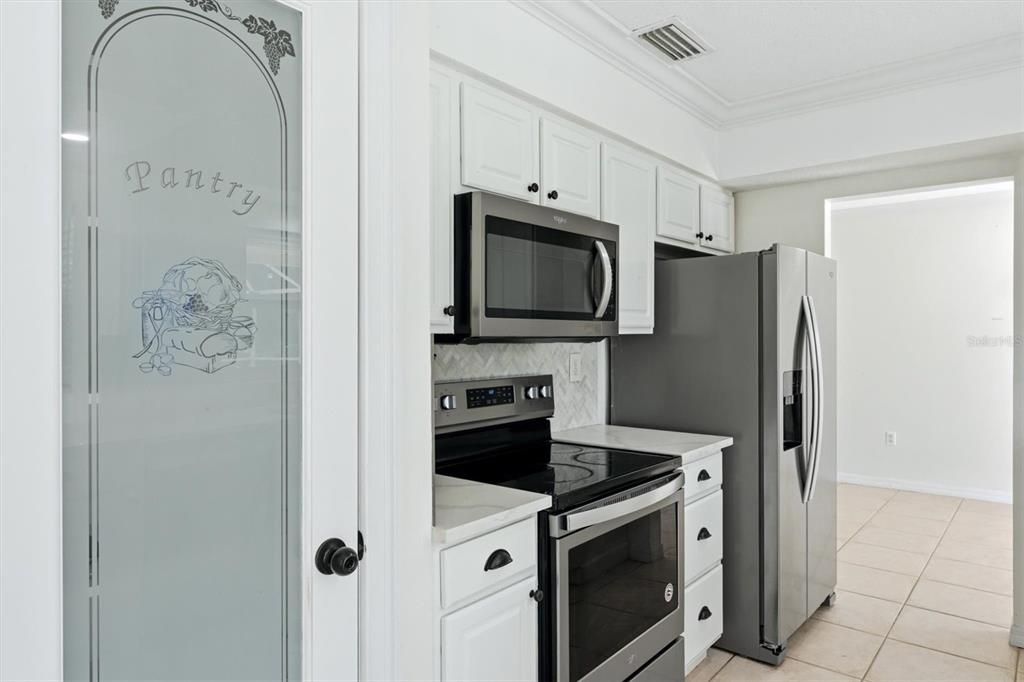 En Venta: $459,900 (3 camas, 2 baños, 1498 Pies cuadrados)