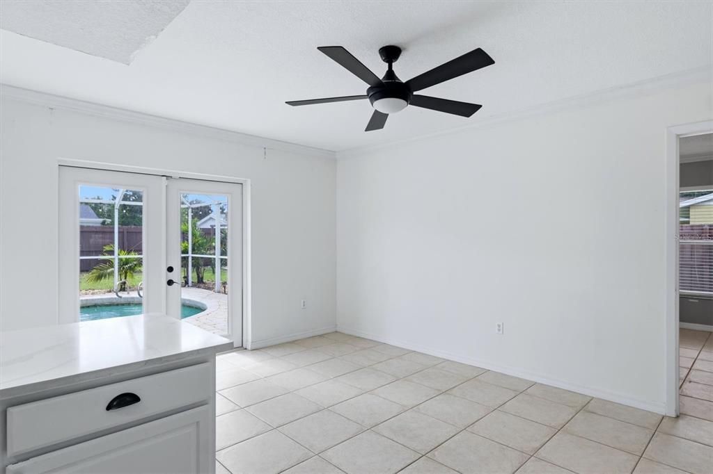 En Venta: $459,900 (3 camas, 2 baños, 1498 Pies cuadrados)