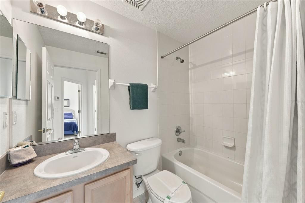: $329,999 (4 camas, 3 baños, 1833 Pies cuadrados)