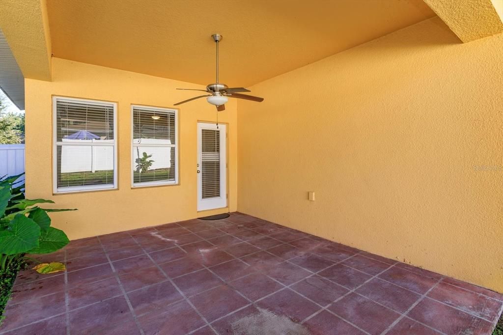 En Venta: $395,000 (5 camas, 3 baños, 3235 Pies cuadrados)