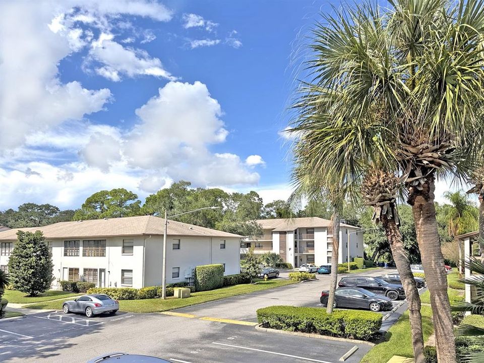 For Sale: $140,000 (2 beds, 2 baths, 940 Square Feet)