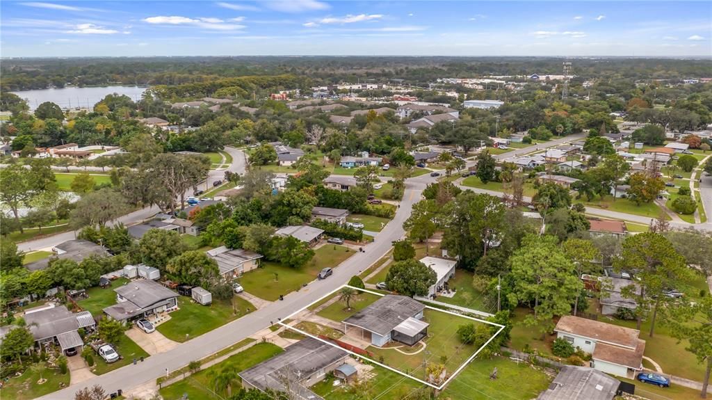 For Sale: $240,000 (3 beds, 1 baths, 892 Square Feet)