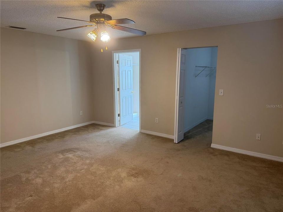 For Sale: $236,900 (3 beds, 2 baths, 1531 Square Feet)