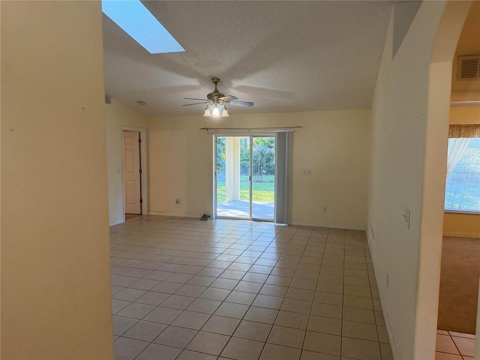 For Sale: $236,900 (3 beds, 2 baths, 1531 Square Feet)