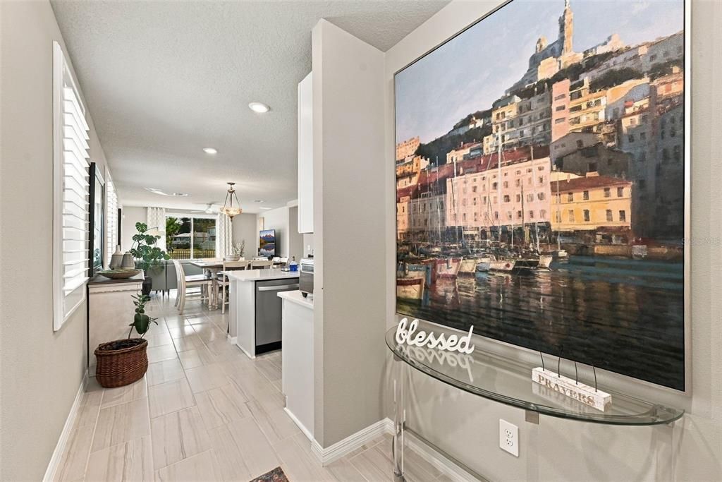 На продажу: $324,900 (4 спален, 2 ванн, 1605 Квадратных фут)