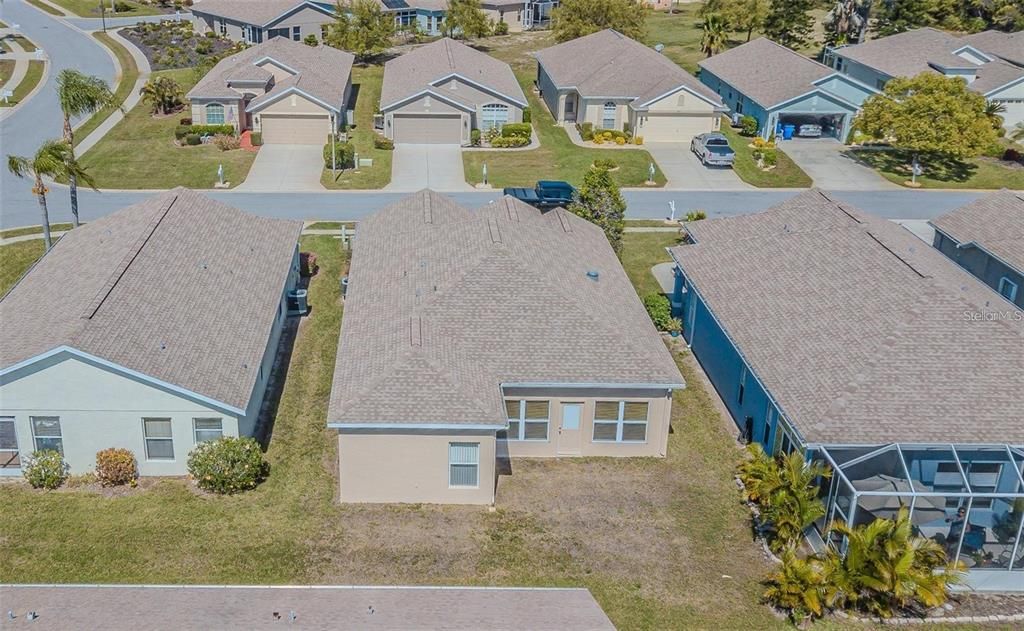 En Venta: $355,900 (2 camas, 2 baños, 1555 Pies cuadrados)