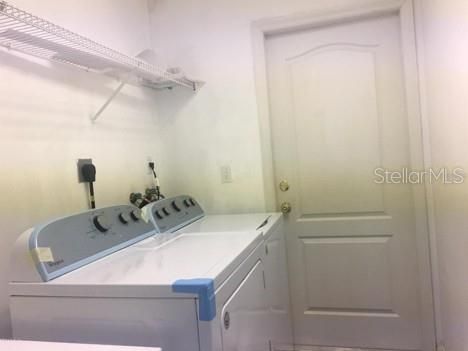 В аренду: $1,800 (3 спален, 2 ванн, 1477 Квадратных фут)