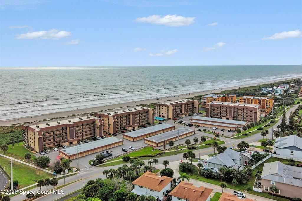 For Sale: $539,000 (2 beds, 2 baths, 1222 Square Feet)