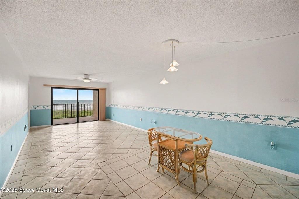 For Sale: $539,000 (2 beds, 2 baths, 1222 Square Feet)