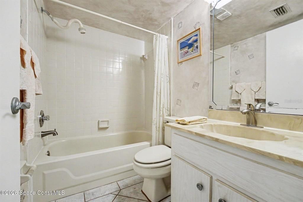 For Sale: $539,000 (2 beds, 2 baths, 1222 Square Feet)
