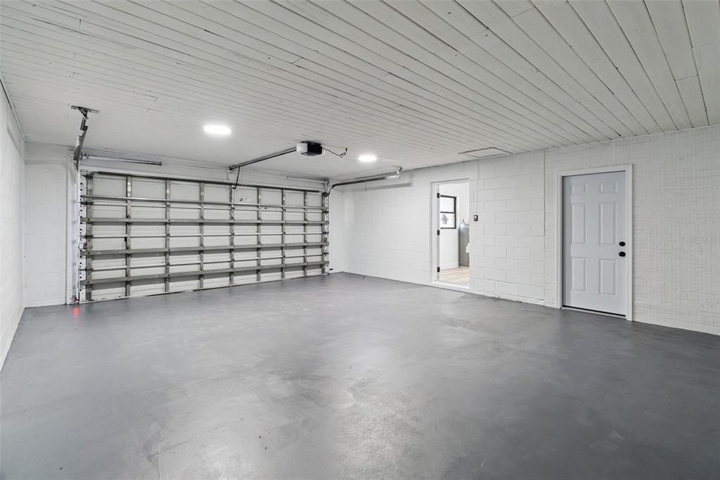 На продажу: $320,000 (4 спален, 2 ванн, 1704 Квадратных фут)